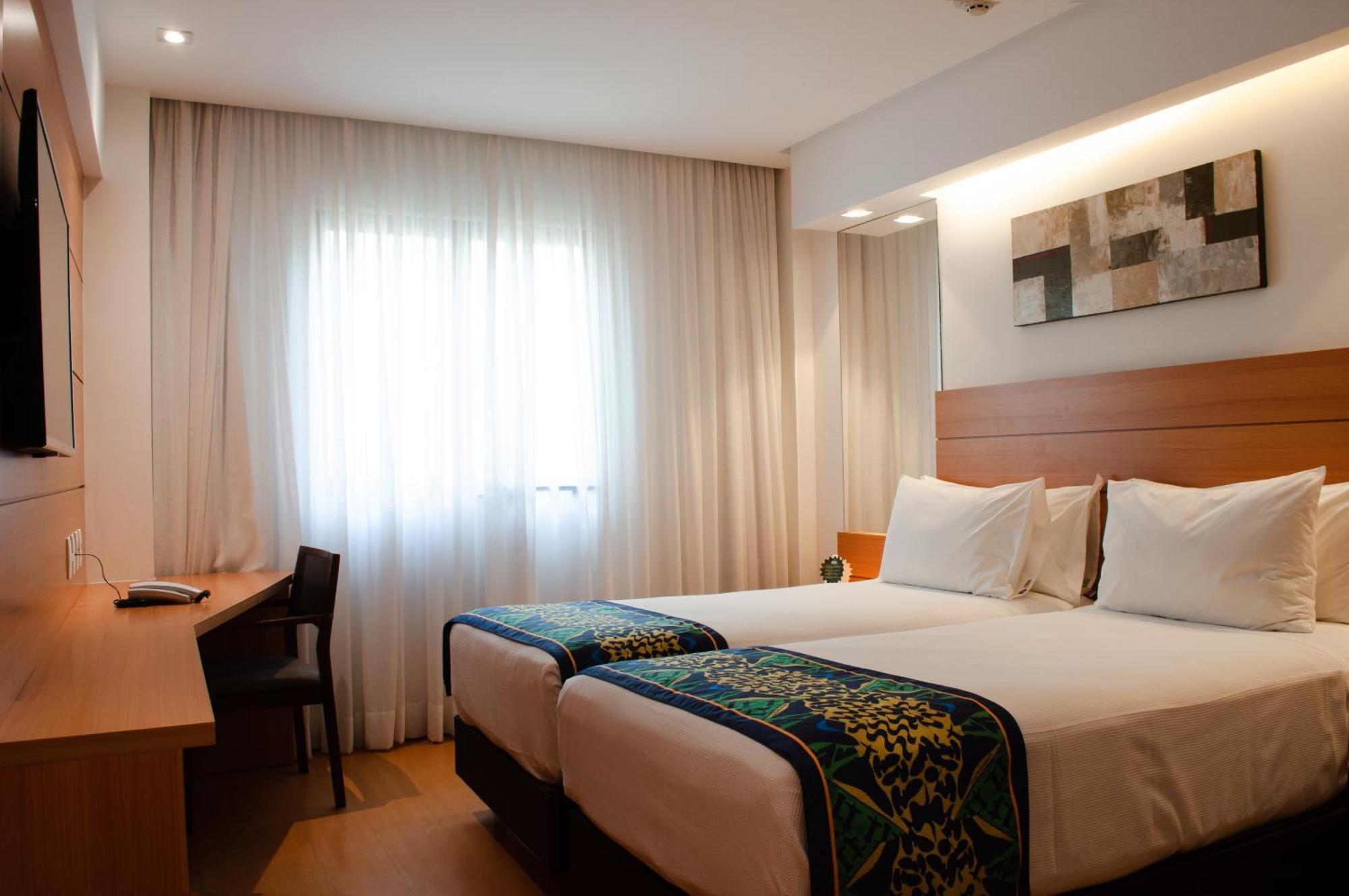 Arena Copacabana Hotel