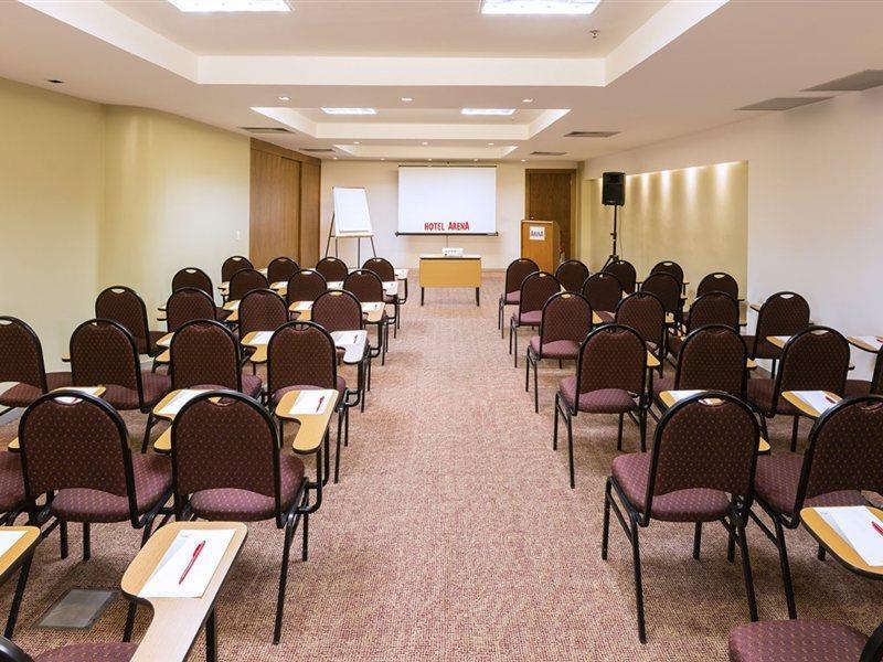 Hotel Arena Copacabana 4*
